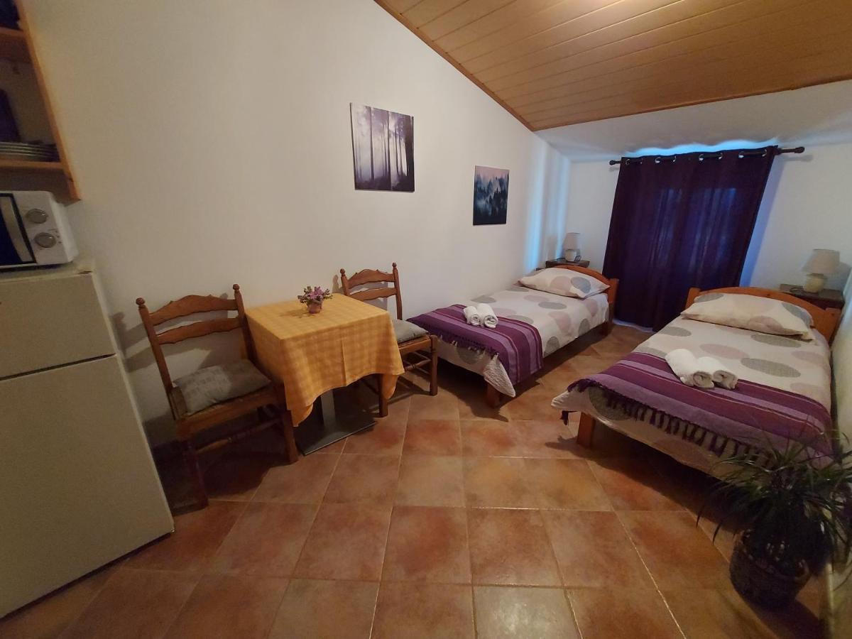 Ranch Radin Panzió Brtonigla Kültér fotó