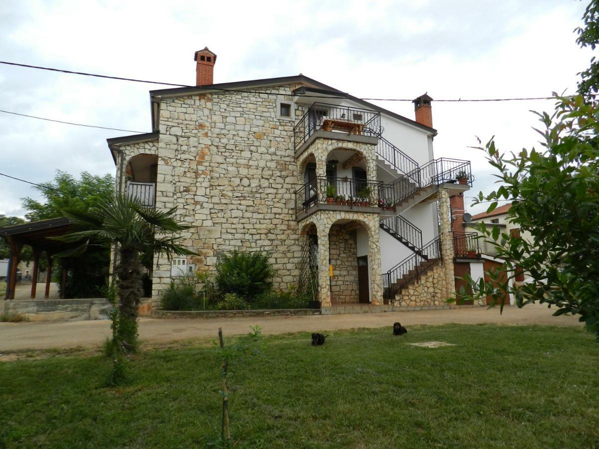Ranch Radin Panzió Brtonigla Kültér fotó